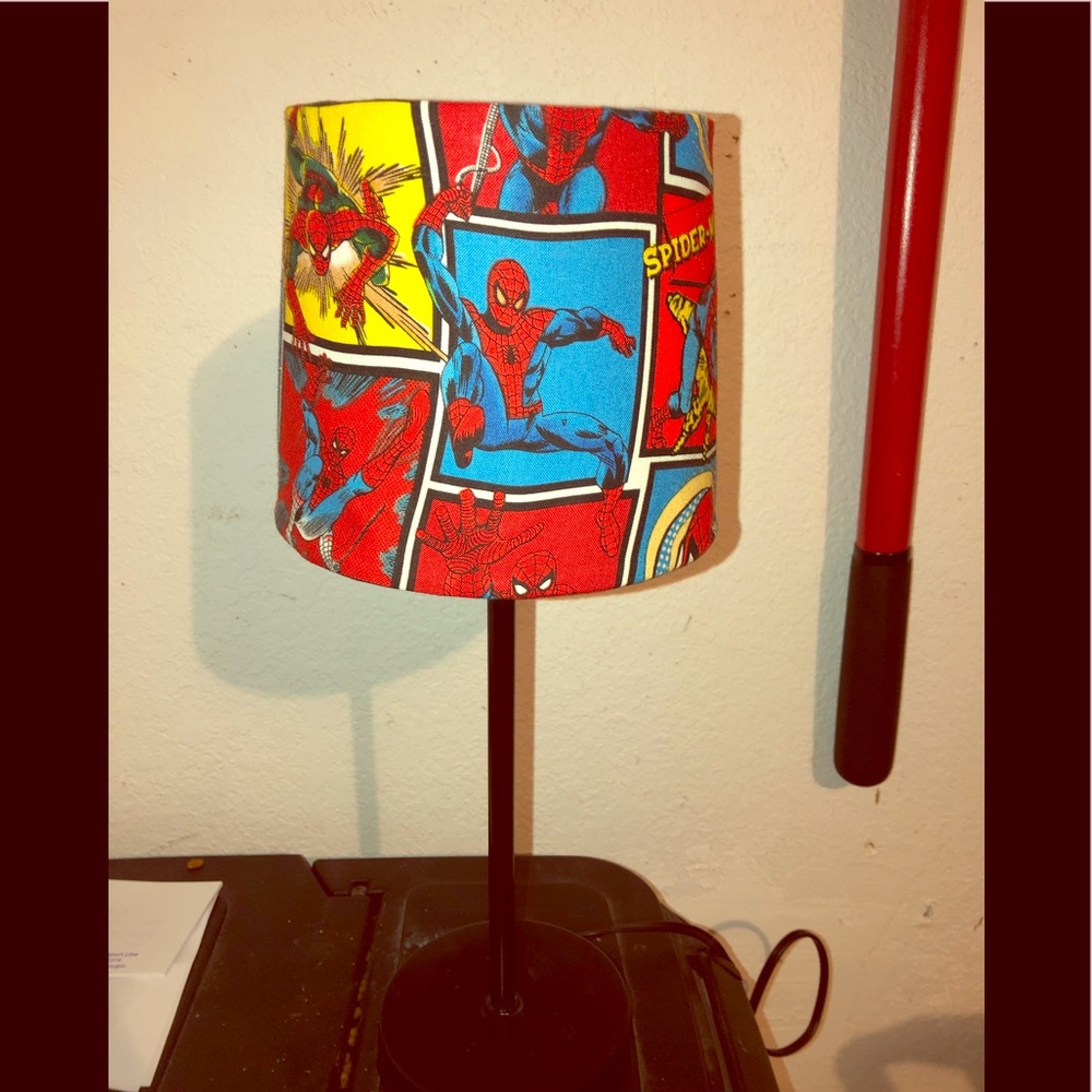 Spider-Man boys lamp Awesome!